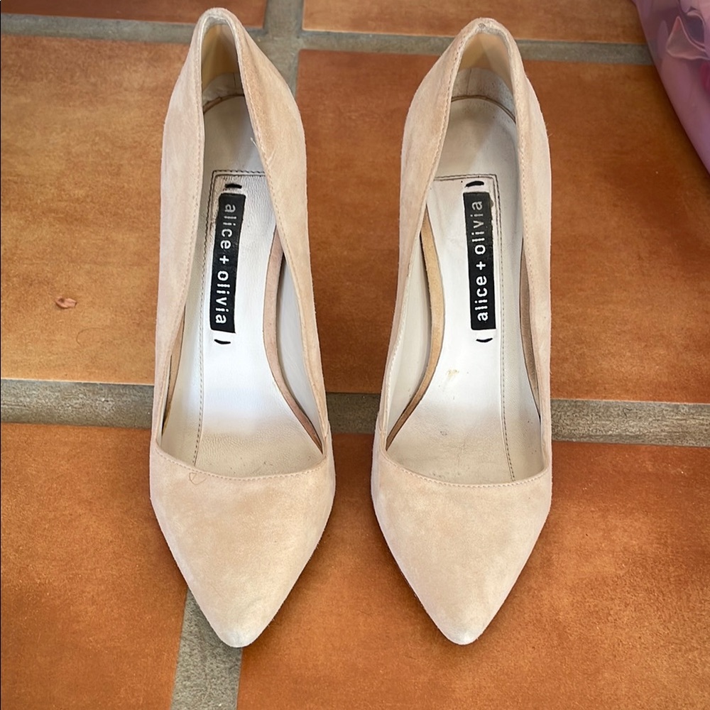 Last Chance! Alice + Olivia Cream Suede Heels